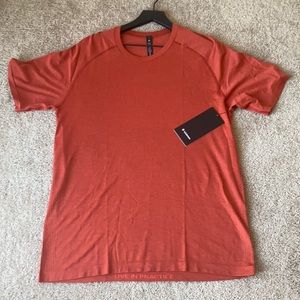 NWT Lululemon Mens MetalVent SS L